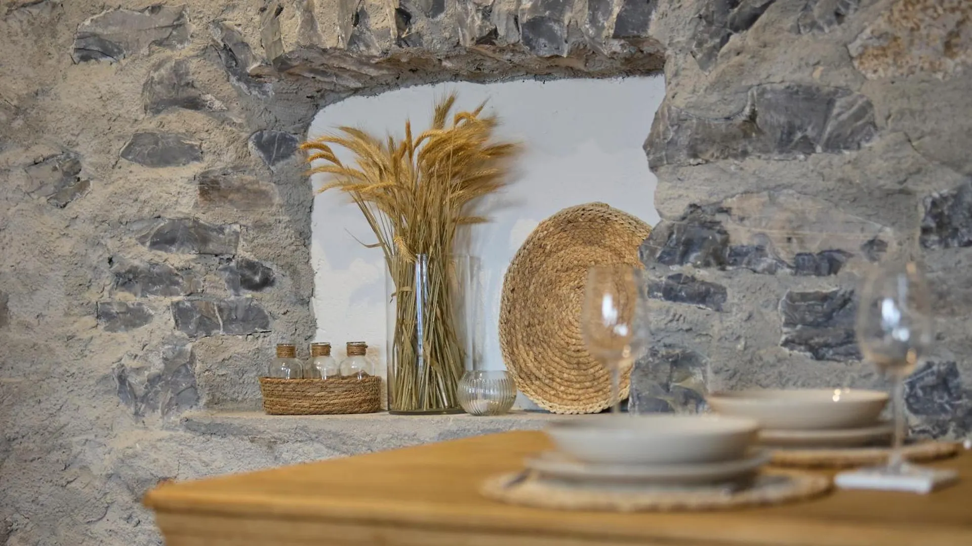 Il Porticciolo - Lakefront Apartment Fiumelatte